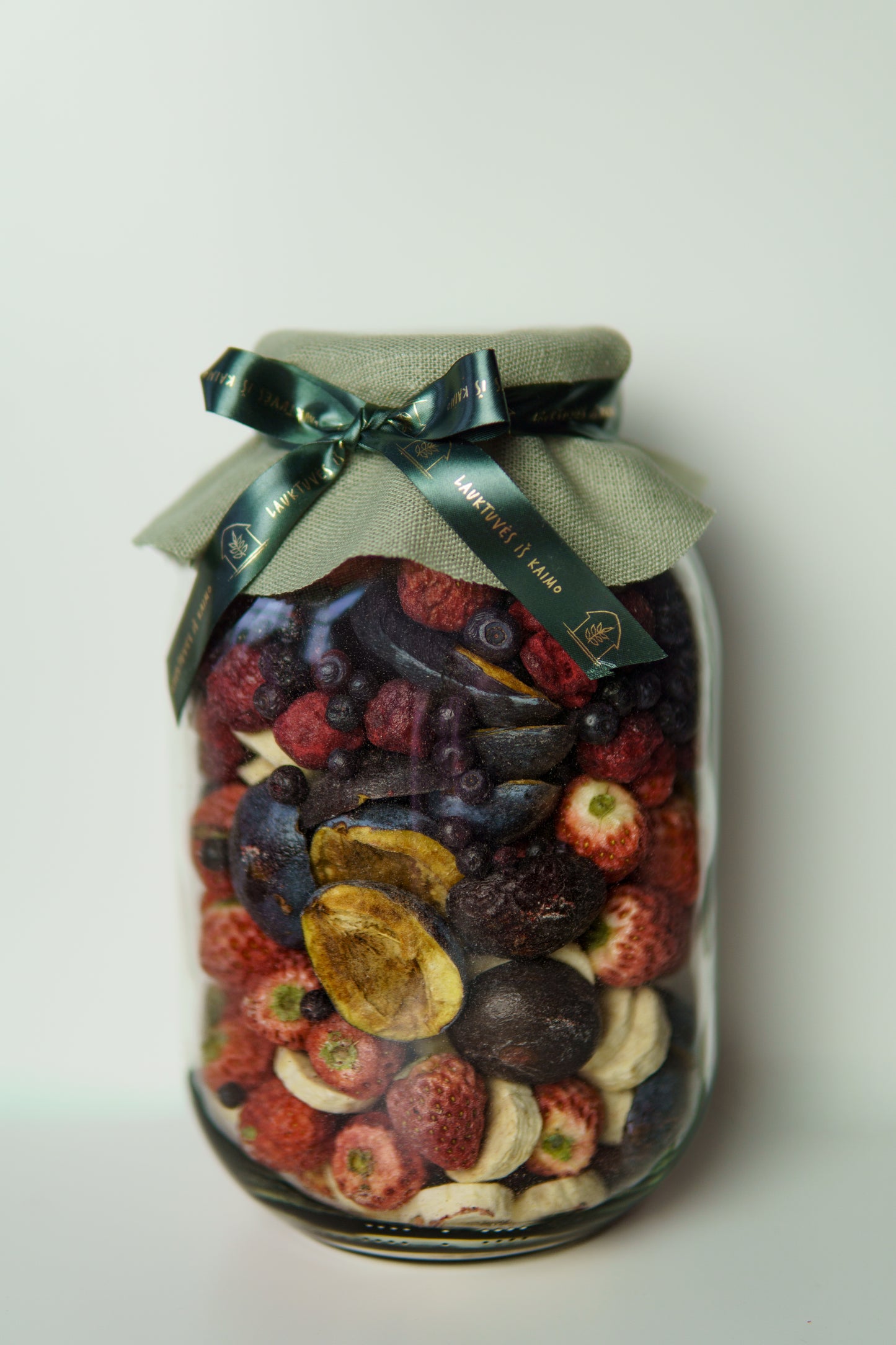 Šaltyje džiovintų vaisių/uogų mix